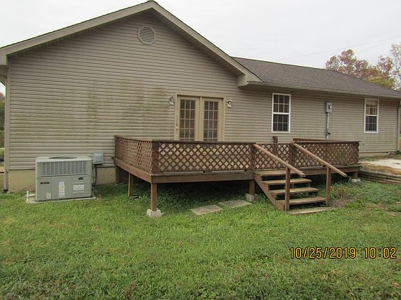 3rd image of 134 Barkley Dr