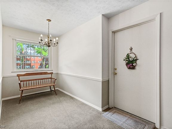 5th image of 2888 Pease Dr APT 211