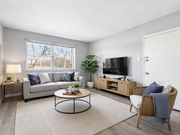 Offer Ends Soon! Up Your Living, Not Your Rent, 615 E Main St APT A32, Maple Shade, NJ 08052