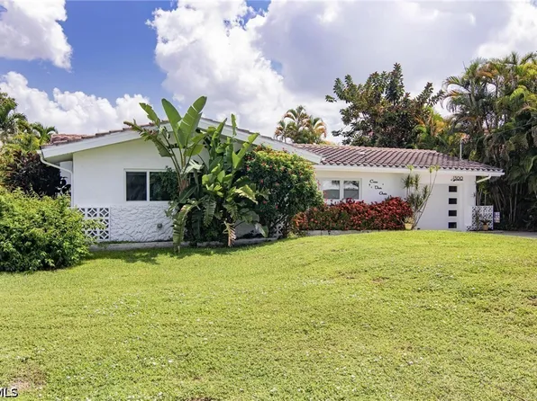 1300 Thompson St, North Fort Myers, FL 33903