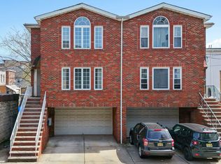 5410 Adams St, West New York, NJ 07093