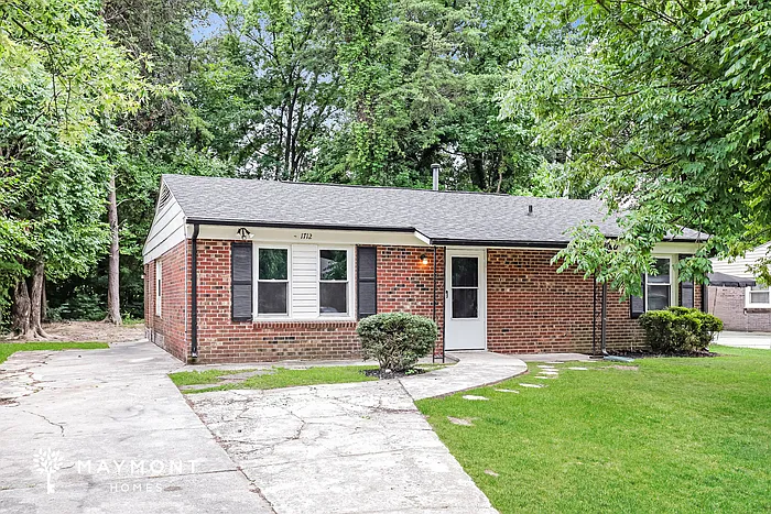 1712 Gavin Dr — Photo 3