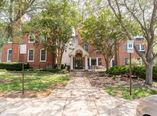 40 Academy St #202, East New Market, MD 21631
