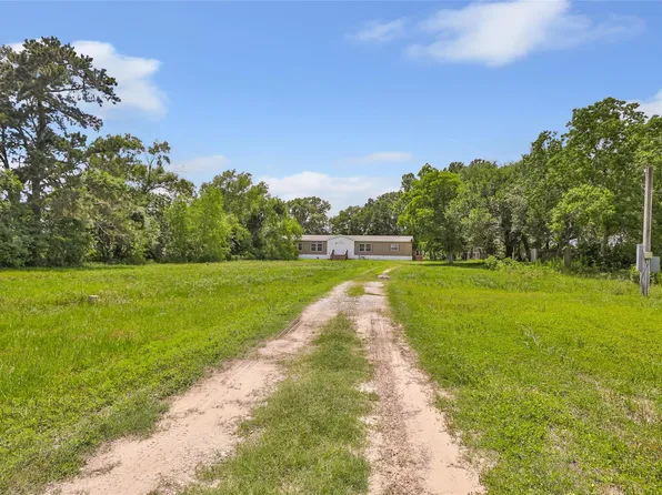 1387 Fm 1406 Rd, Winnie, TX 77665