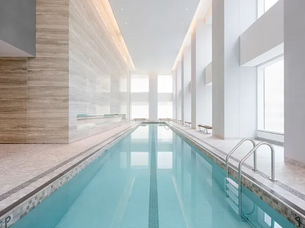 432 Park Avenue image 9 of 20