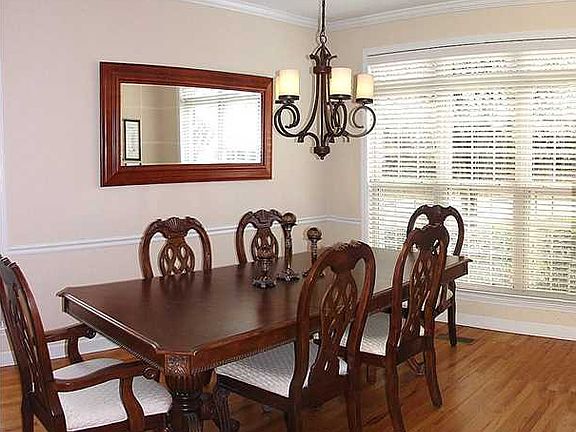 3rd image of 1111 Cattails Dr