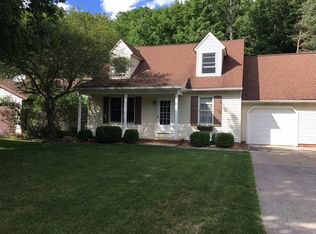 6523 Harris Rd, Broadview Heights, OH 44147