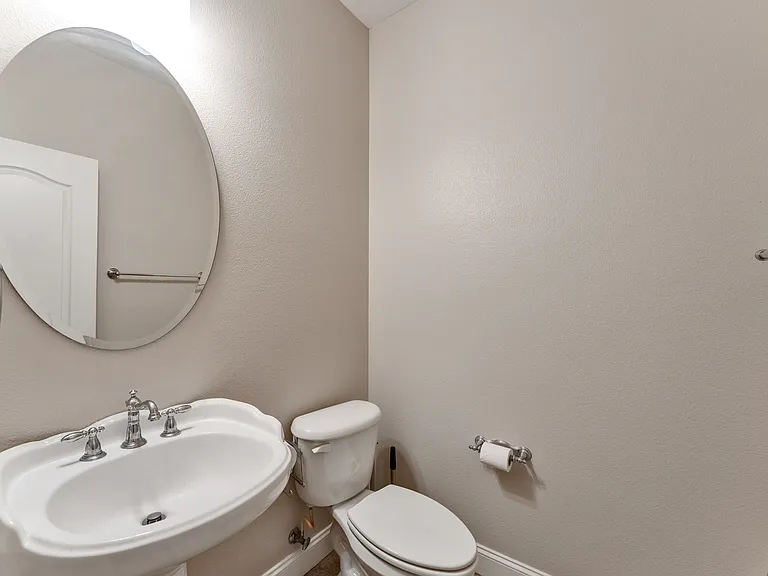 13143 Carriage Trail Ct — Photo 33