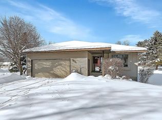 1427 Poppy Rd, Saint Cloud, MN 56303