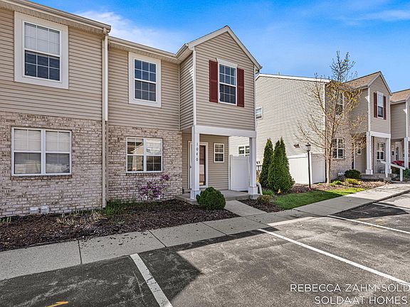 2nd image of 1040 Ada Place Dr SE