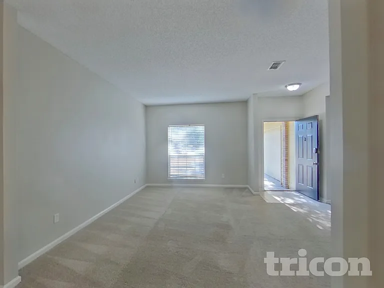 3840 Tallcott Dr — Photo 14