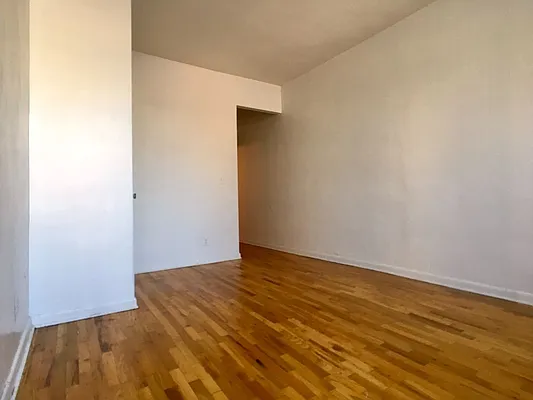 Rented by Sovereign Associates | media 8