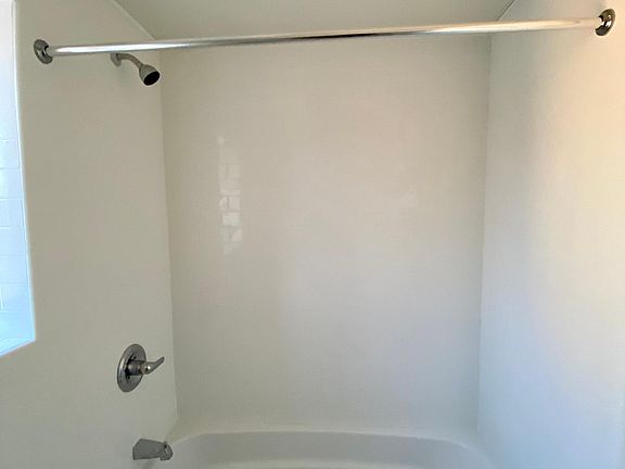 4th image of 6120 166th St Floor 3