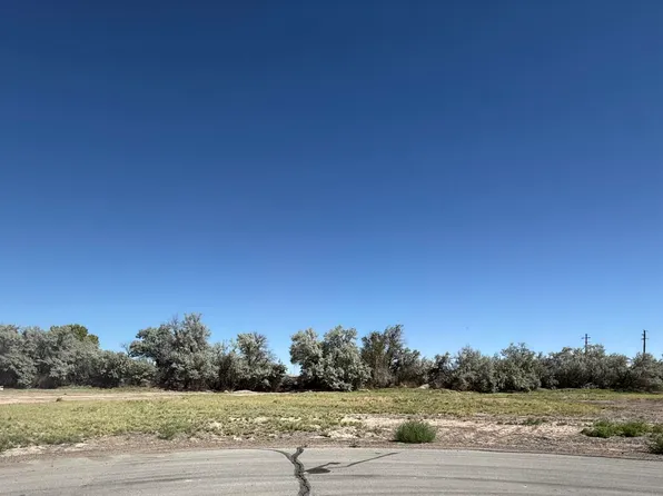 850 River Village Dr, Fallon, NV 89406