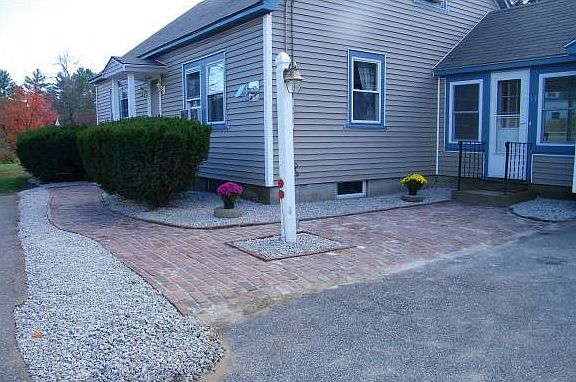 LOVELY NEW BRICK WALKWAY