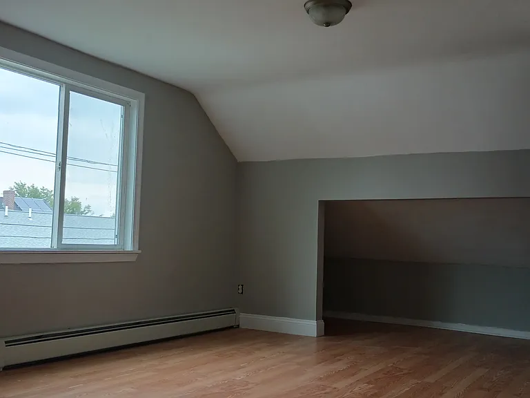49 America St #3 — Photo 6