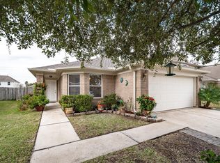 7911 Safflower Dr, Baytown, TX 77521