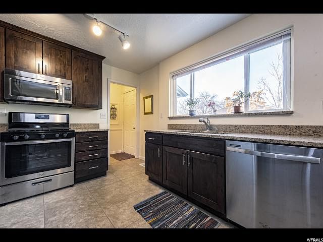 1st image of 9910 S Poppy Ln