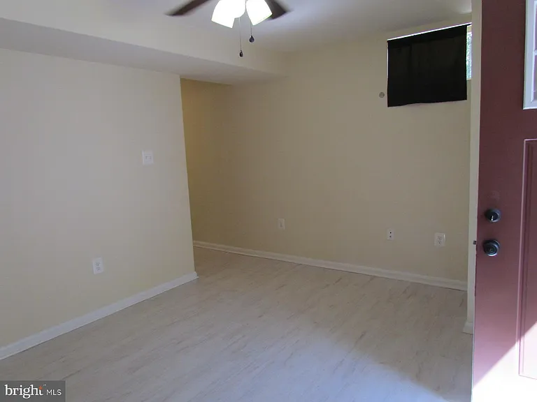 23220 Spalding Ln — Photo 7