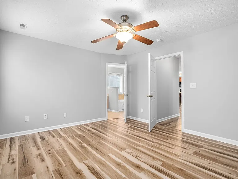 1626 Autumn Dr — Photo 17