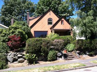 6203 21st Ave NE, Seattle, WA 98115