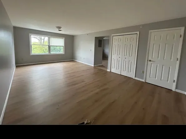 100 Project Rd #12, Troy, NY 12180