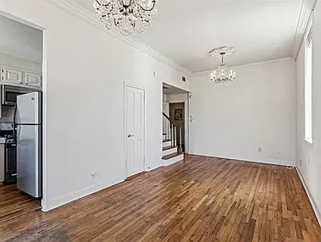 819 Barracks St — Photo 3