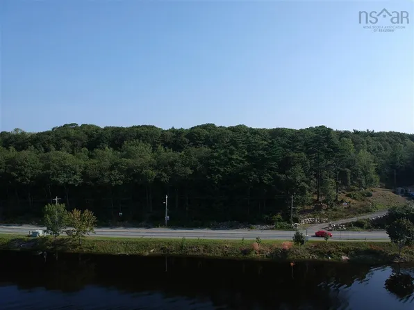 4 Lahave St, Lunenburg, NS B4V 2T5