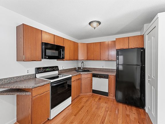 5th image of 43 S View Dr Unit 43