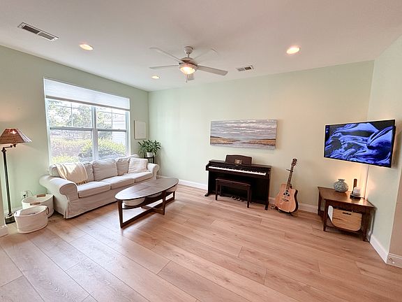 5th image of 4938 W Liberty Park Cir