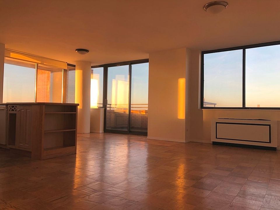 1st image of 275 W 96th St APT 27D