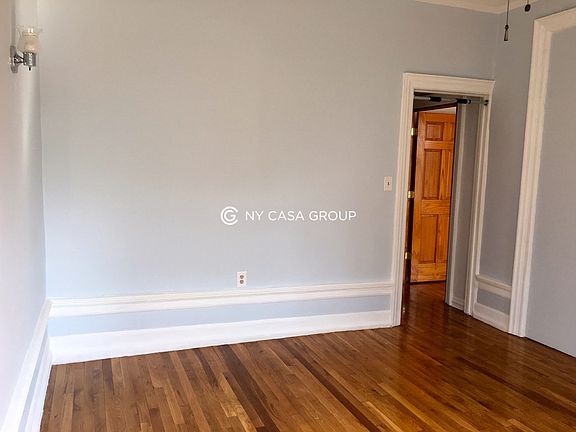 3rd image of 930 Saint Nicholas Ave APT 31