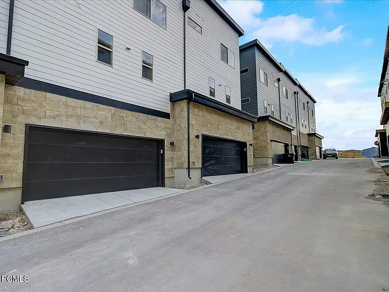 1383 Gambel Oak Way — Photo 38