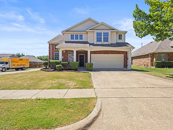 2nd image of 3203 Guadaloupe