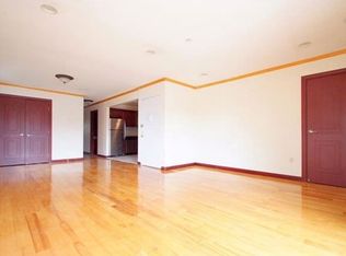 1011 E 225th St, Bronx, NY 10466
