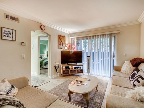 3rd image of 195 Avenida Descanso Unit 124