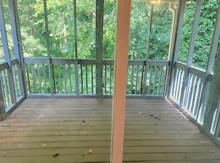 650 Sunshine Trce NW, Acworth, GA 30102