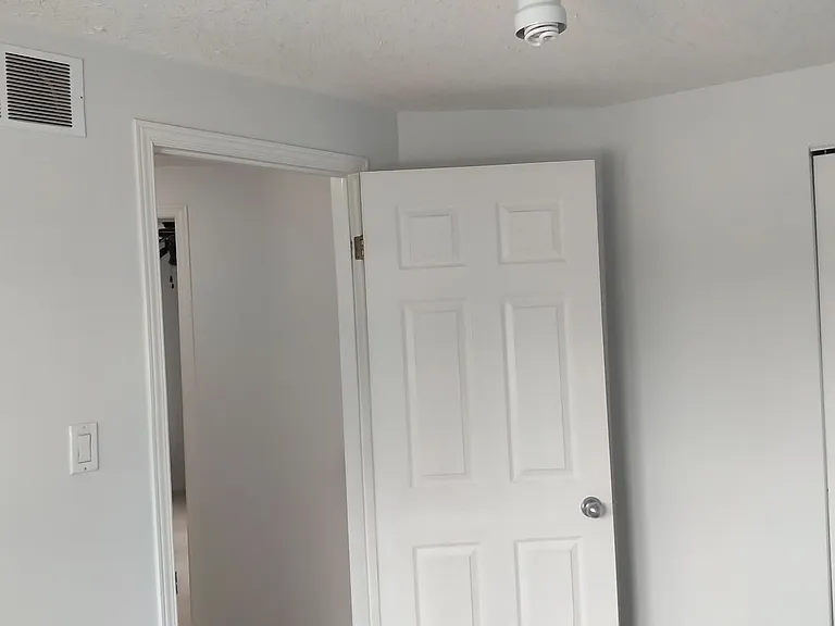 50 Hagan Ave — Photo 19