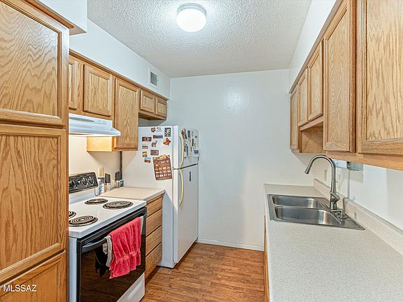 3rd image of 441 W Yucca Ct Unit 209
