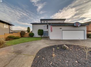 143 Alameda Dr, Kelso, WA 98626