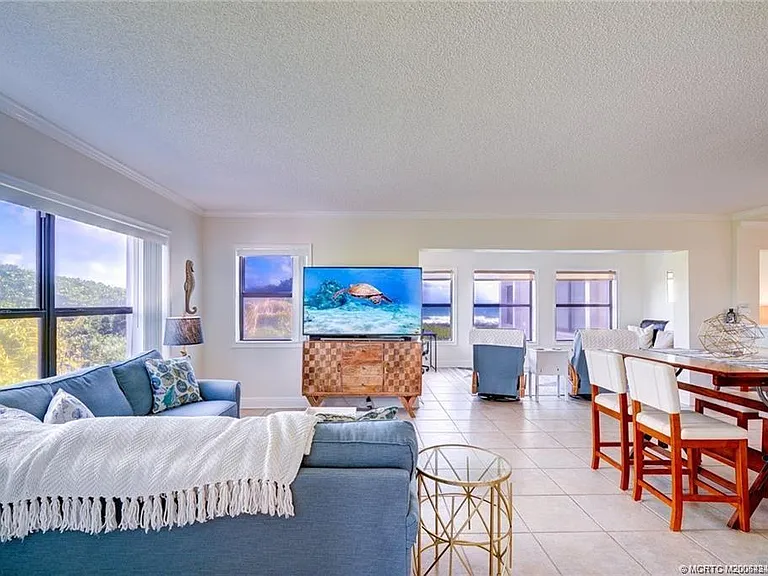 1289 NE Ocean Blvd #5 — Photo 18