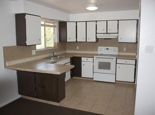 23 Douglas Ln, Pueblo, CO 81001