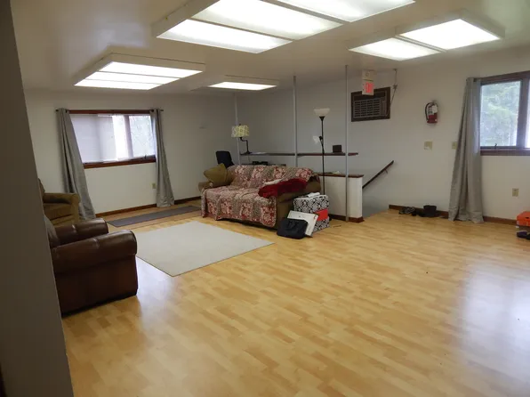 2389 N Triphammer Rd APT A, Ithaca, NY 14850