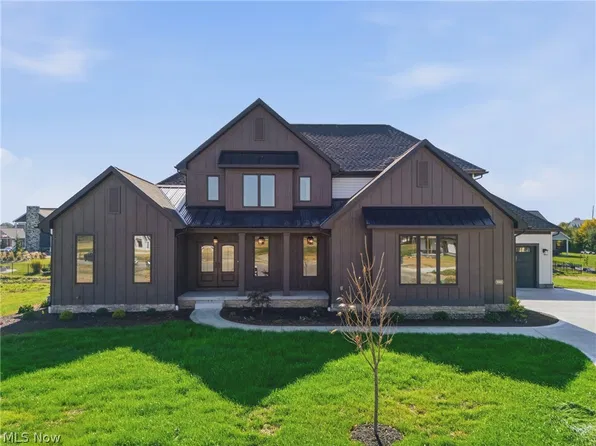 9006 Greensway St NW, Massillon, OH 44646