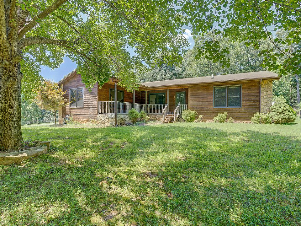 1st image of 370 Creekview Dr