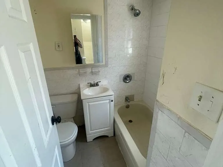 180 Columbia Ave #3 — Photo 5