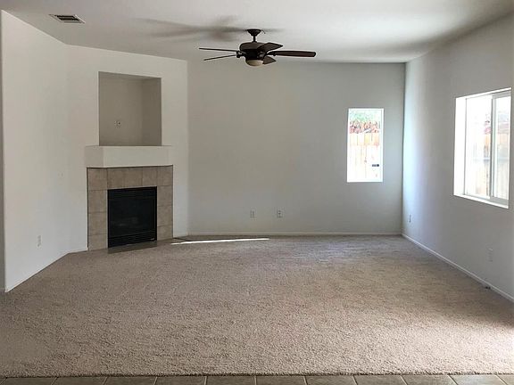 5th image of 14519 Rosemary Dr