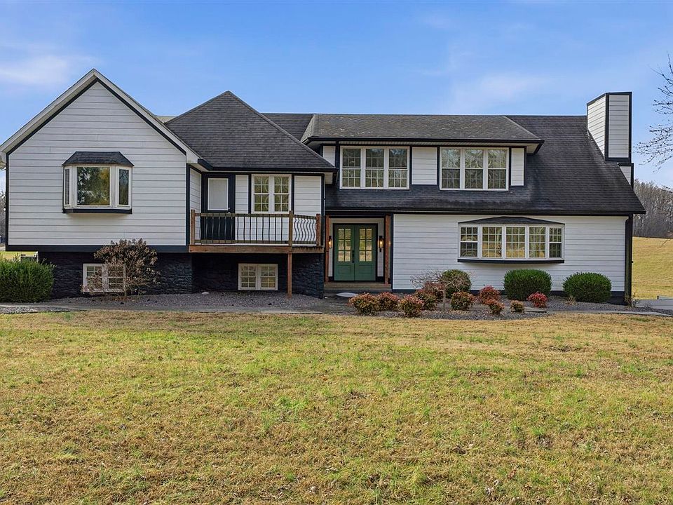 1st image of 1421 Edwards Rd