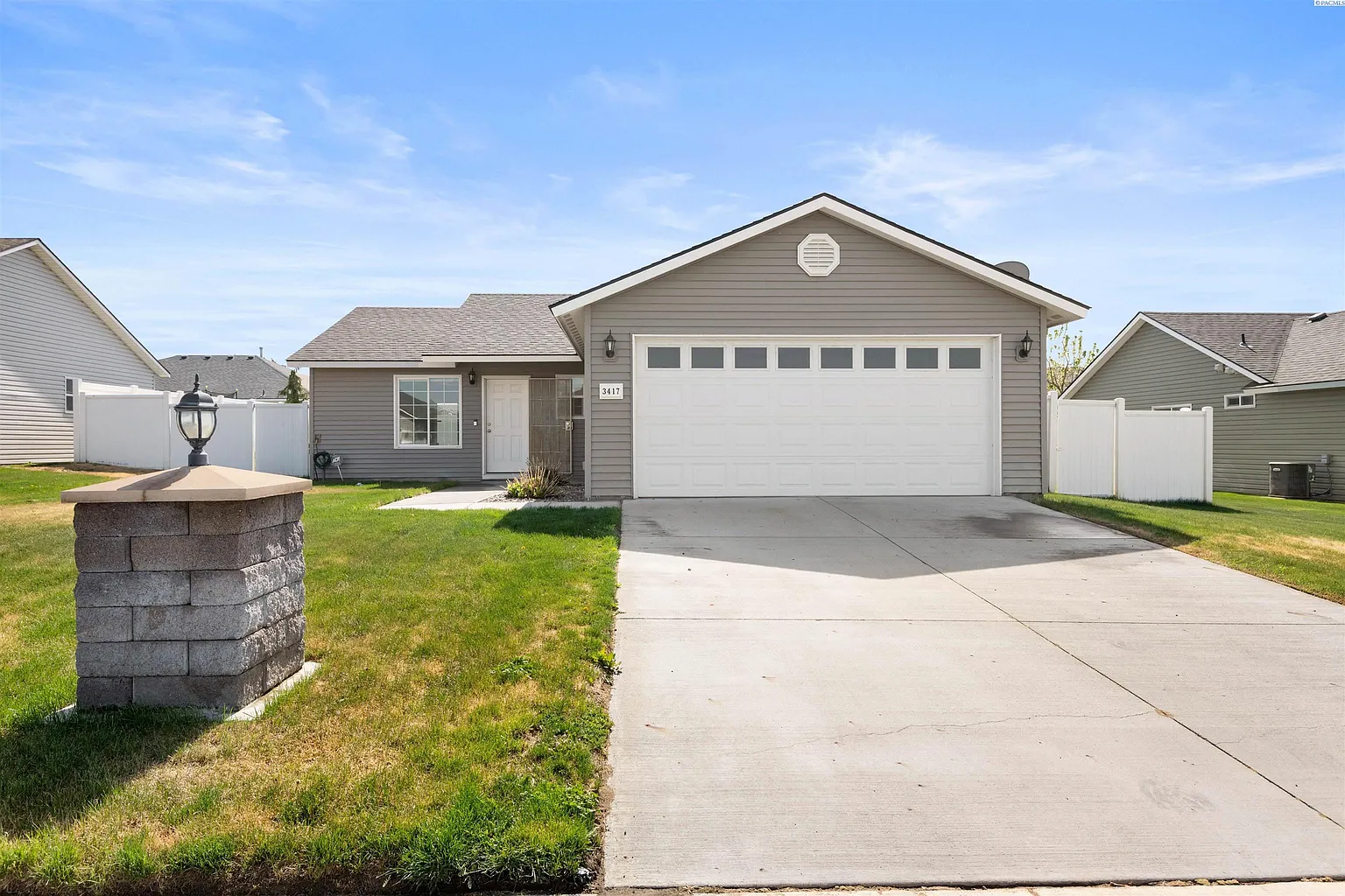 3417 Emerald Downs Ln photo 1