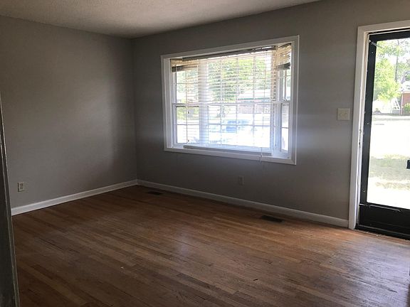 2nd image of 5947 Lexington Dr
